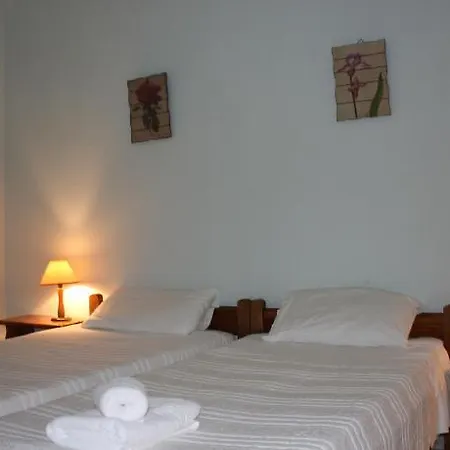 Naxos Apartment *